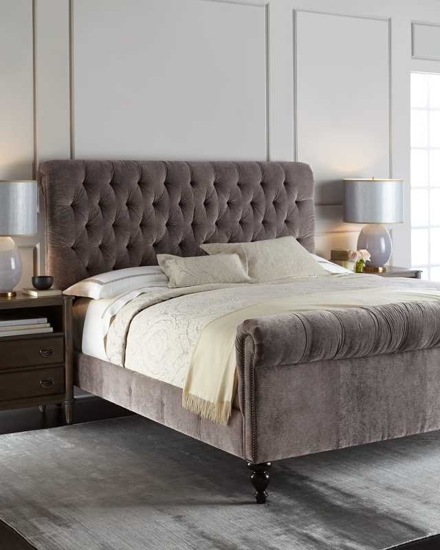 Lourdes Tufted Queen Bed